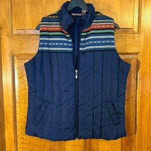FRESH Navy Full Zip Vest W/Southwestern pattern on top size XL-EUC